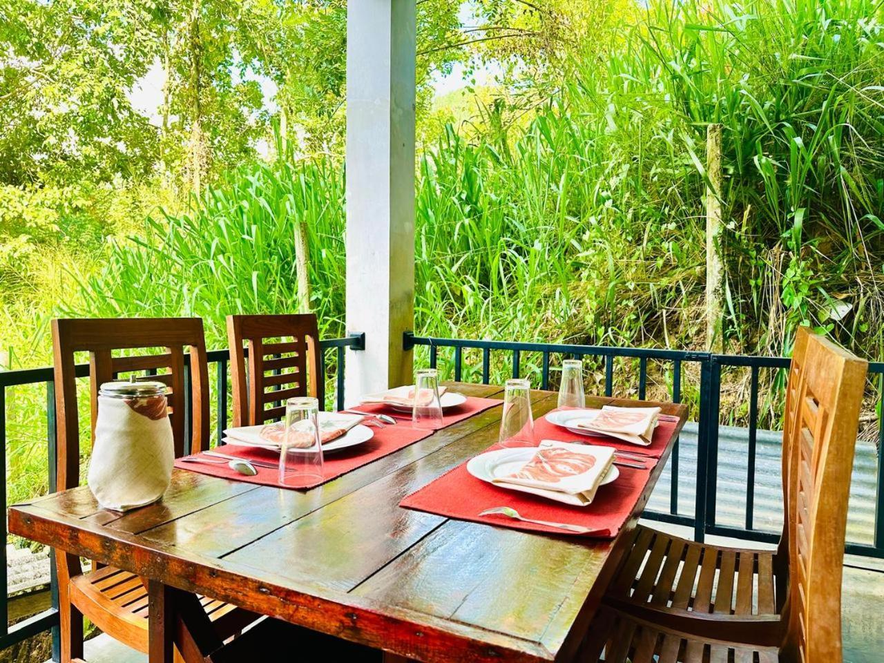 La Riya Ella - 05 Minutes To Ella Town Bed and Breakfast Exterior foto
